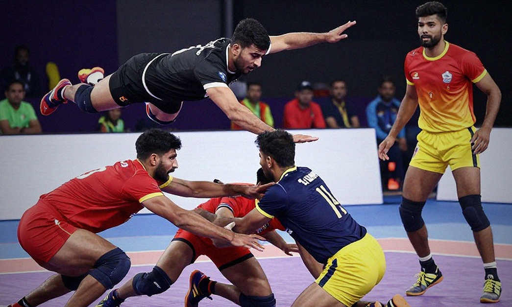 रेड पॉइंट का शोर और टैकल का हिसाब: रेगुलर सीज़न में कबड्डी को कैसे पढ़ें